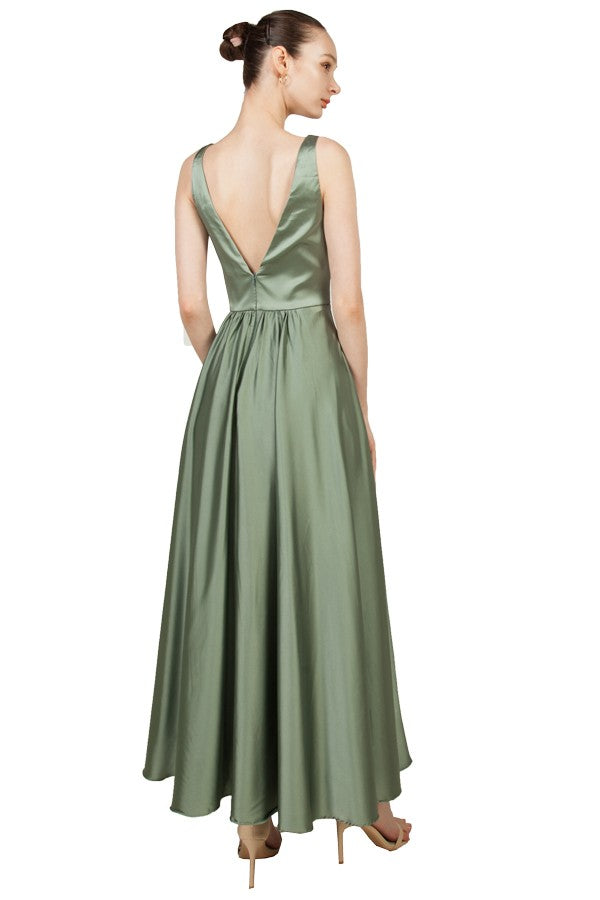Oliva Gown